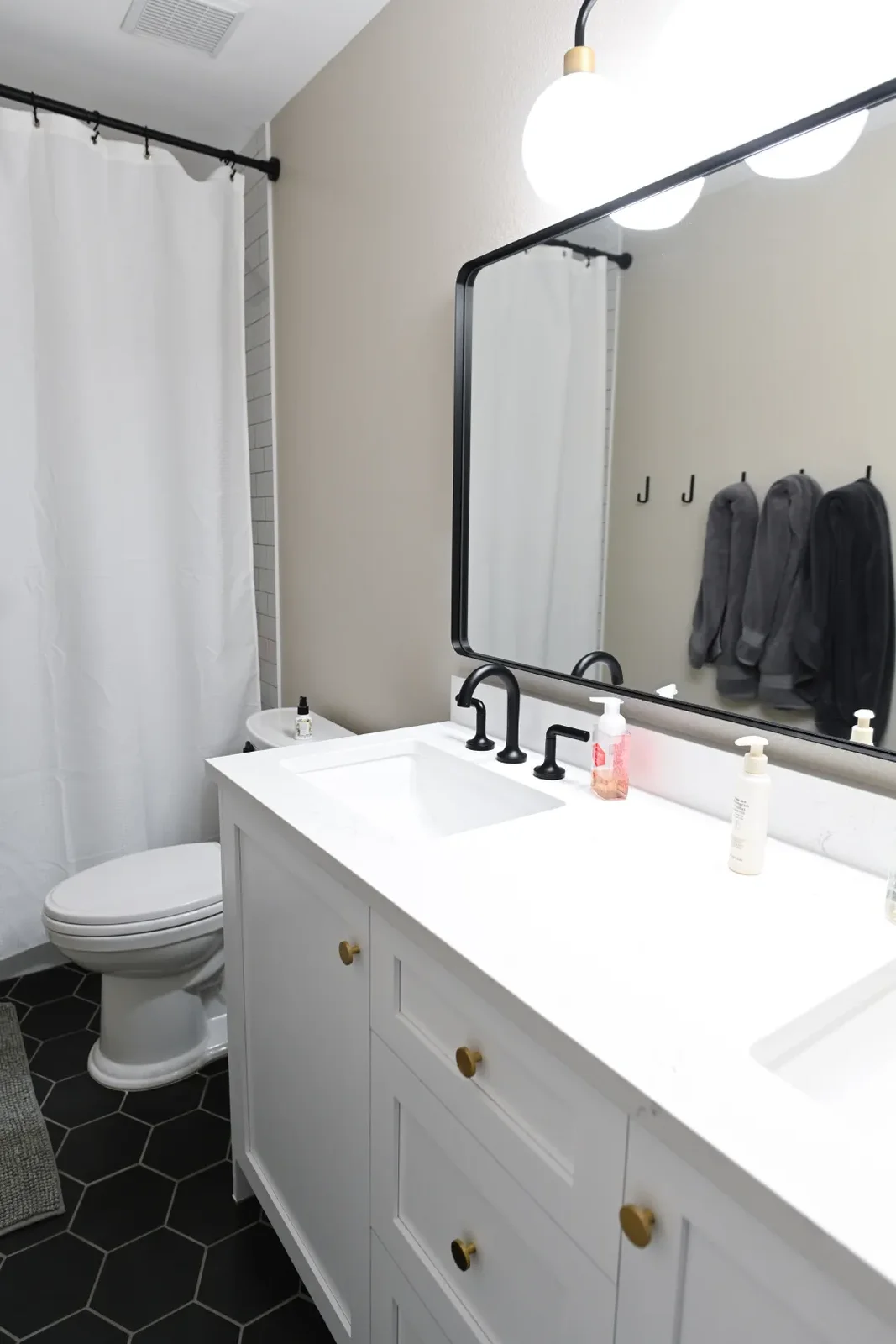 /assets/sb/081b31ccbe_triboro_dsc_2600-0.webp