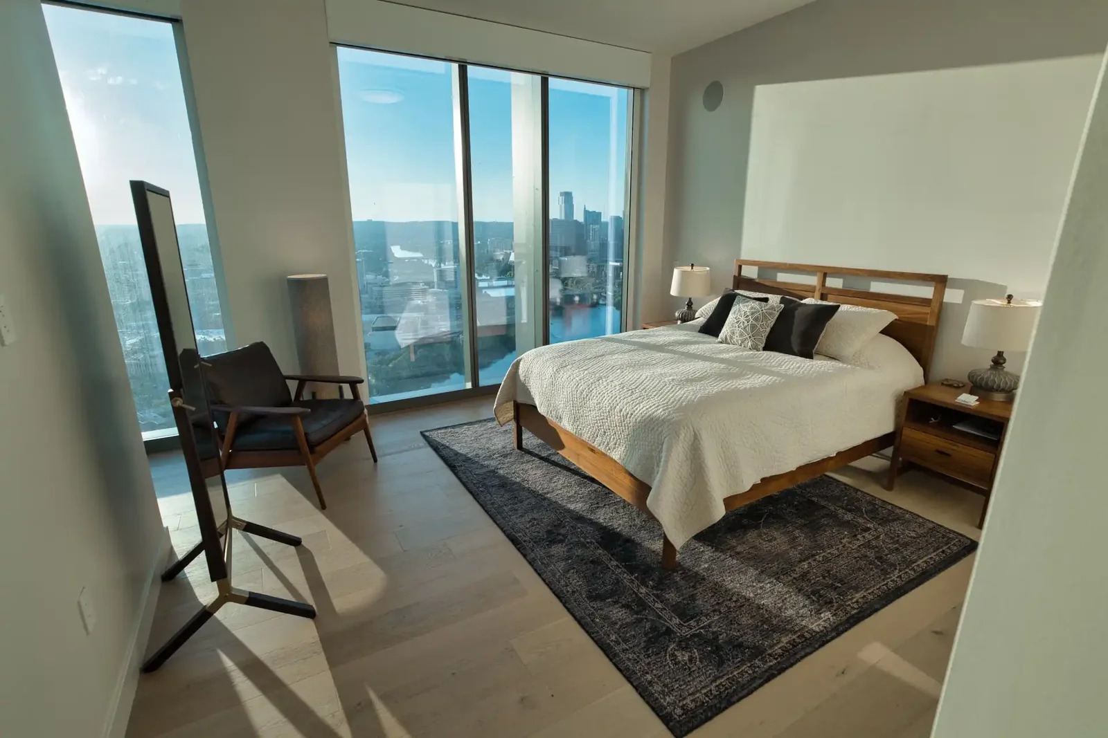 /assets/sb/2b7d2dfb91_east_avenue_22-0.webp