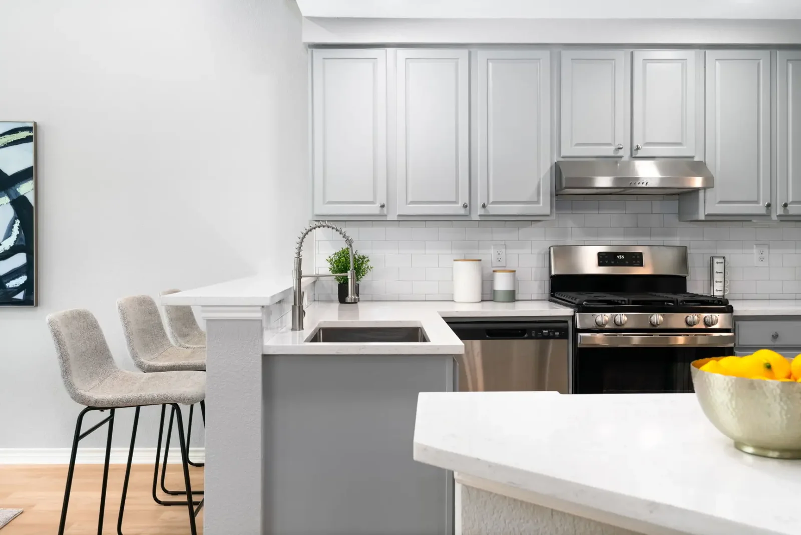 /assets/sb/2ee8a3103d_liberty_park_6-web-or-mls-06-0.webp