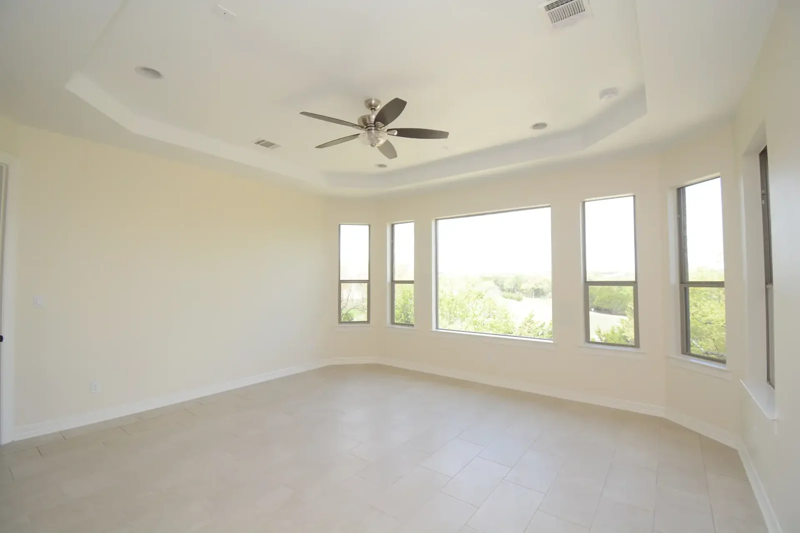 /assets/sb/31e670ae19_naples28-0.webp