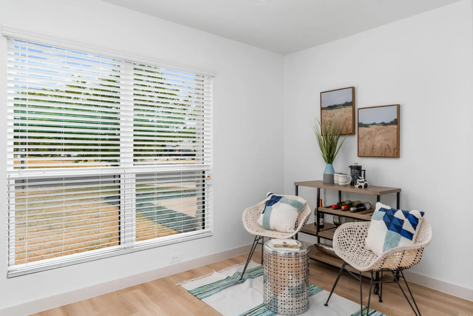 /assets/sb/52b8b82431_manassas_drive_50-web-or-mls-50-0.webp