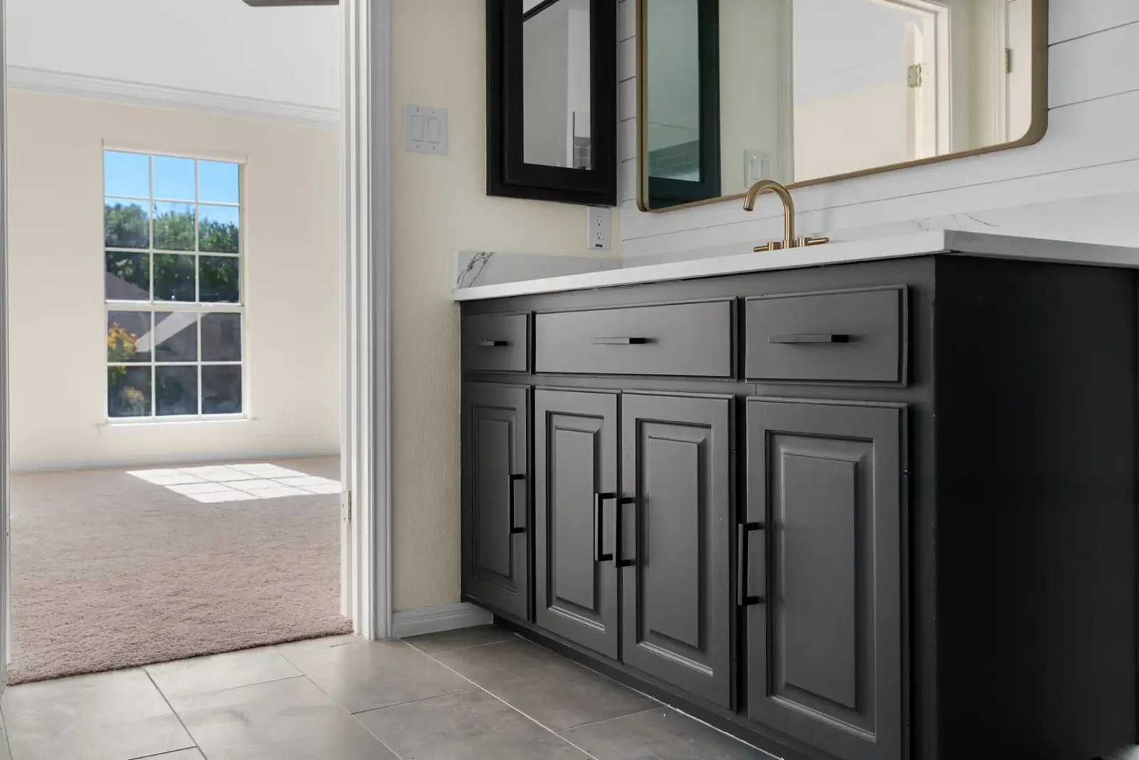 /assets/sb/6d2ab962f3_redmond_12-web-or-mls-dsc07067-0.webp