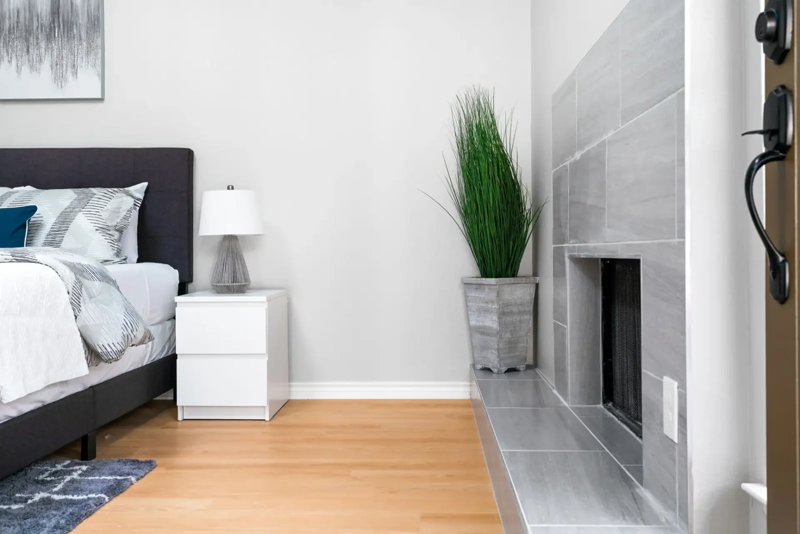 /assets/sb/727ba08c4c_liberty_park_25-web-or-mls-25-0.webp