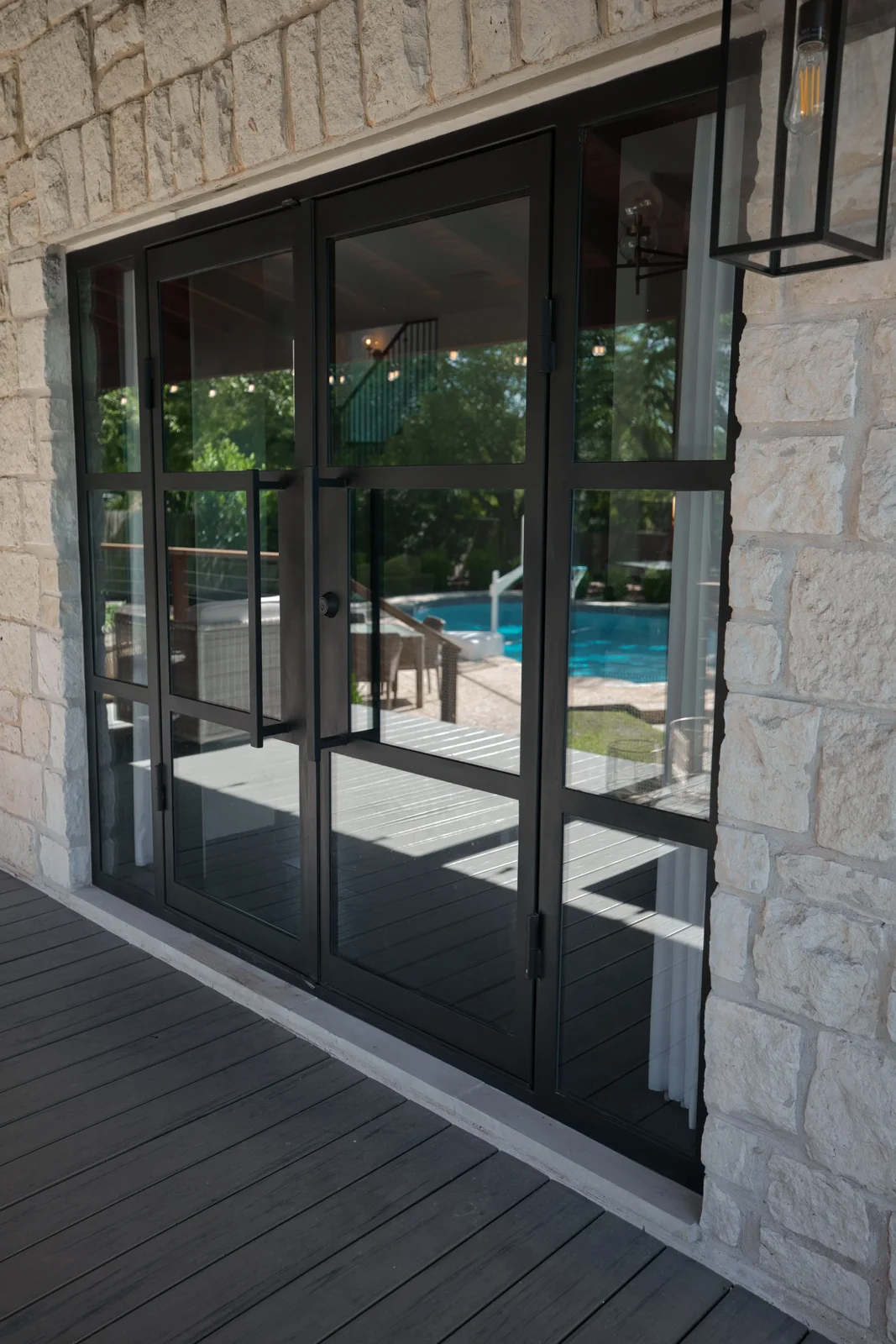 /assets/sb/8de3d2a0b5_p1066923.webp