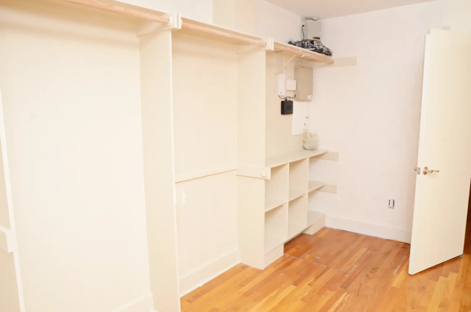 /assets/sb/a785304008_3rd-street64-0.webp