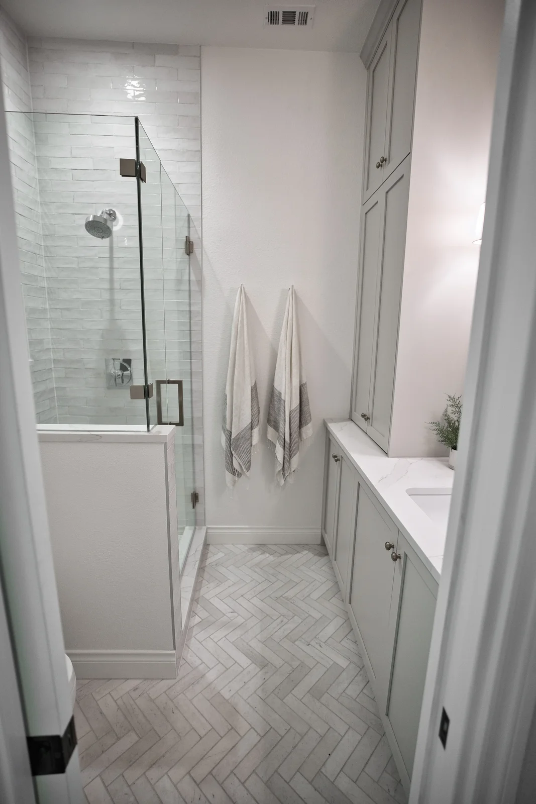 /assets/sb/b53819c5d5_p1066889.webp