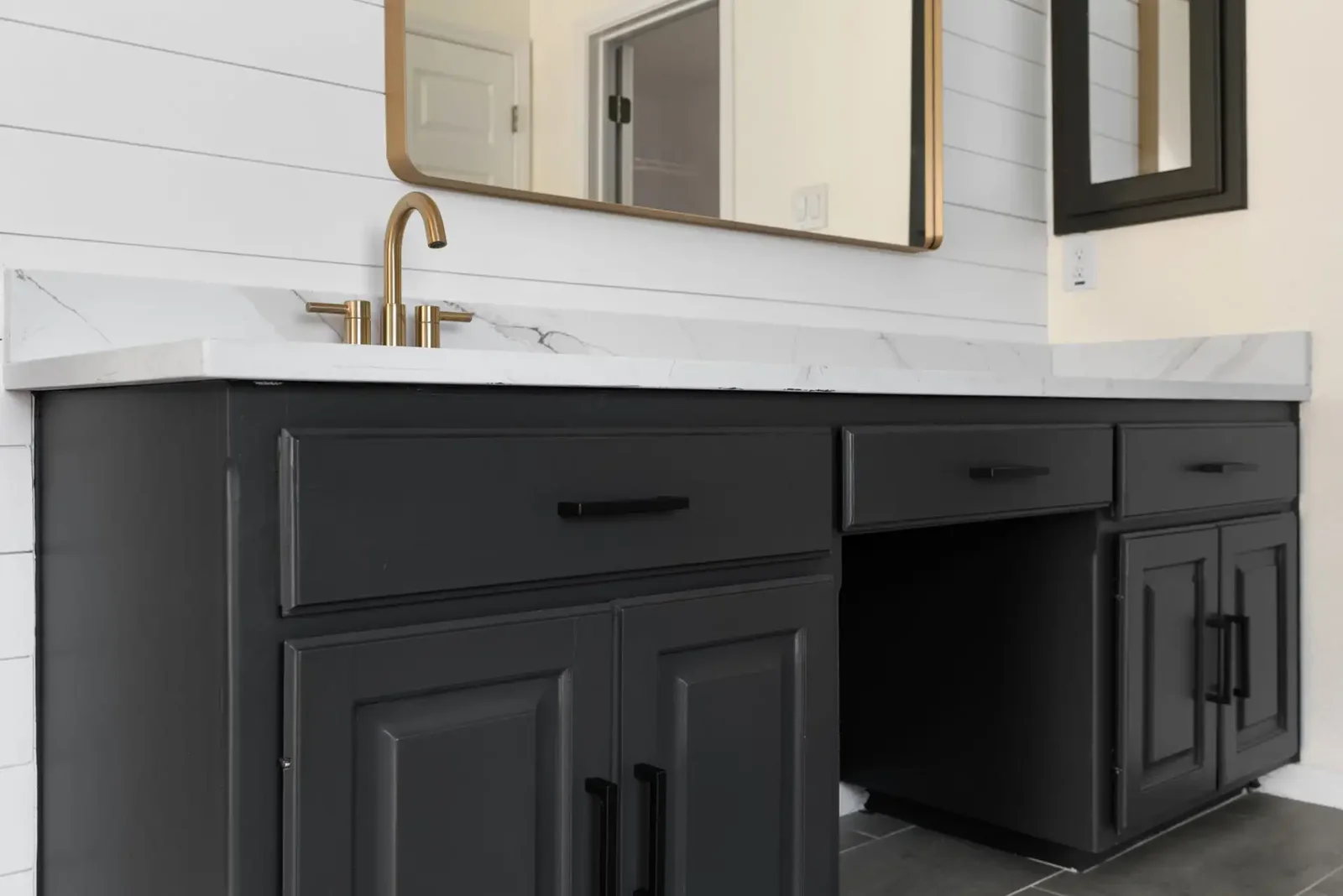 /assets/sb/d57042e2a9_redmond_10-web-or-mls-dsc07061-0.webp