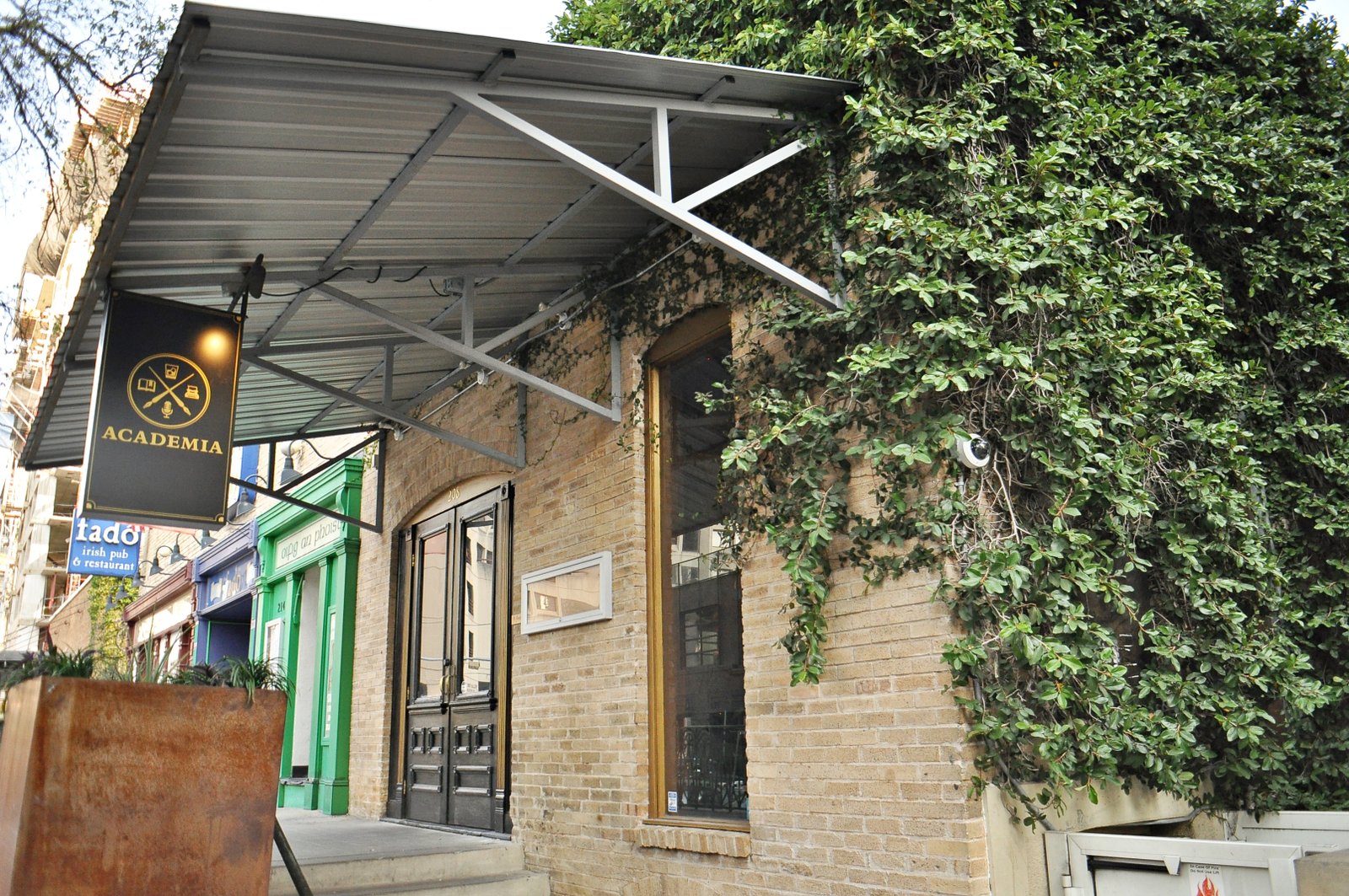 Academia restaurant renovation detail, Austin — Bailey & Bear Construction