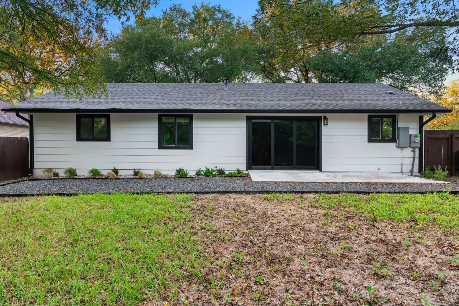 /assets/sb/e310b9486a_emerald_forest_30-web-or-mls-dsc07430-0.webp